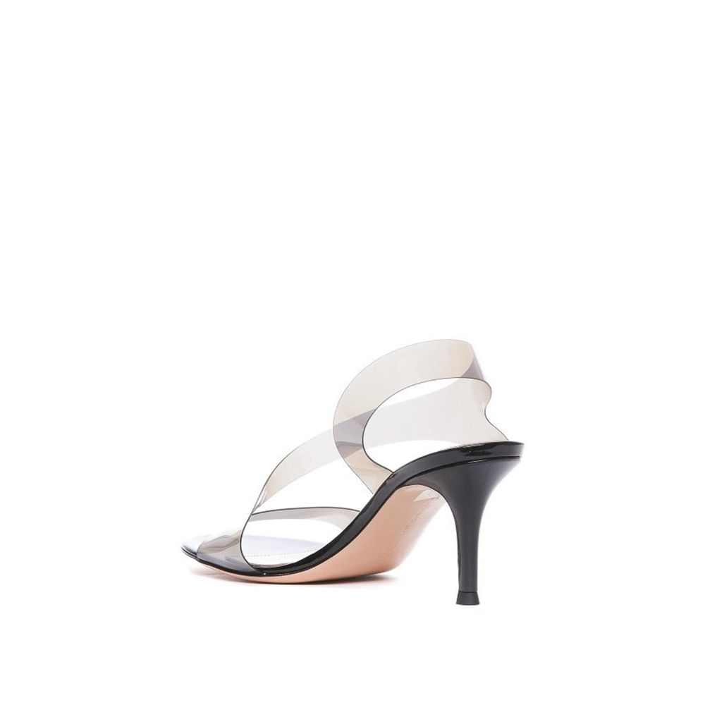 Gianvito Rossi Schwarze Sandalen mit Stilettoabsatz aus Gummi