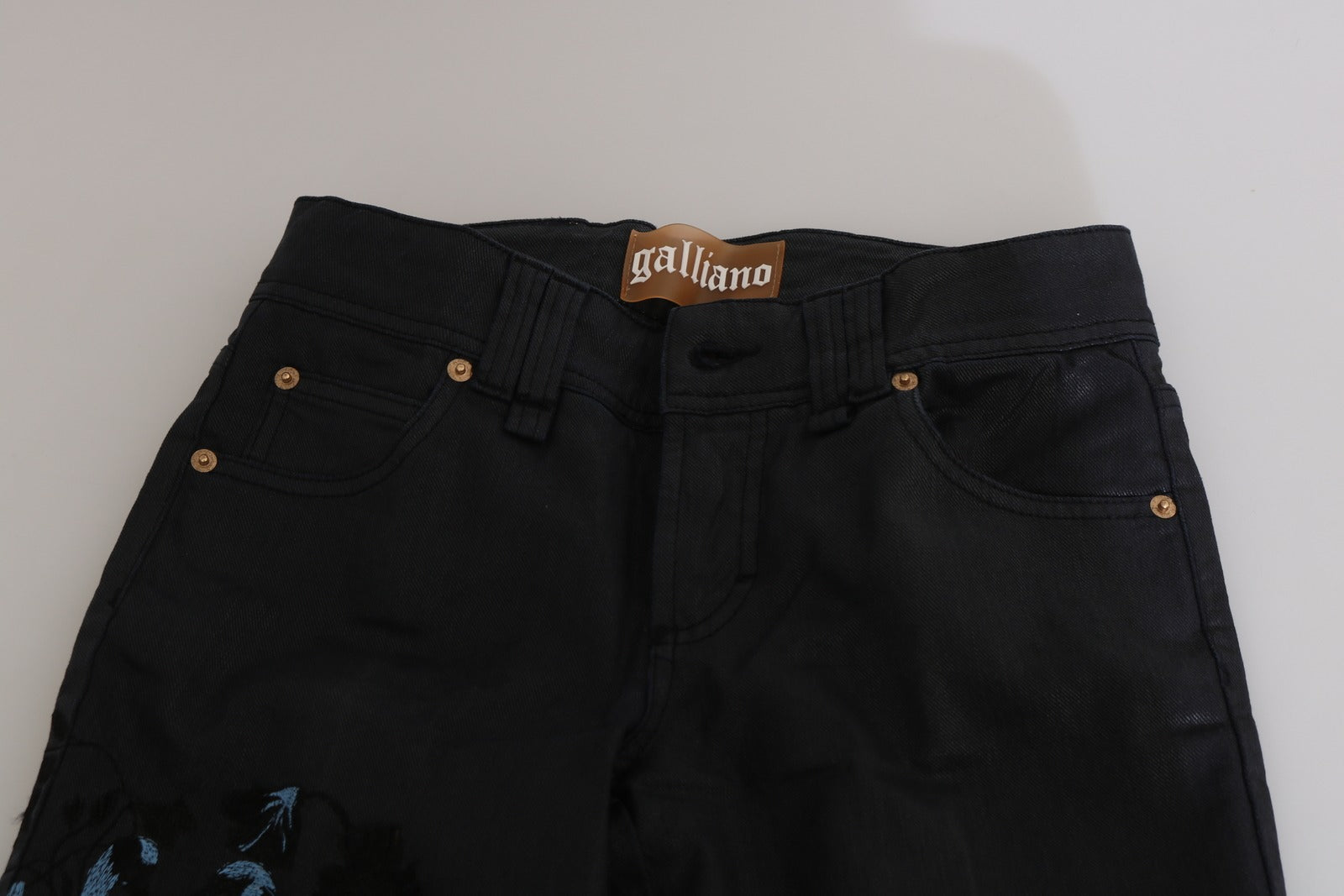 John Galliano Schwarze Schwanenblumen-Stickerei, Mid-Waist Skinny Denim Jeans