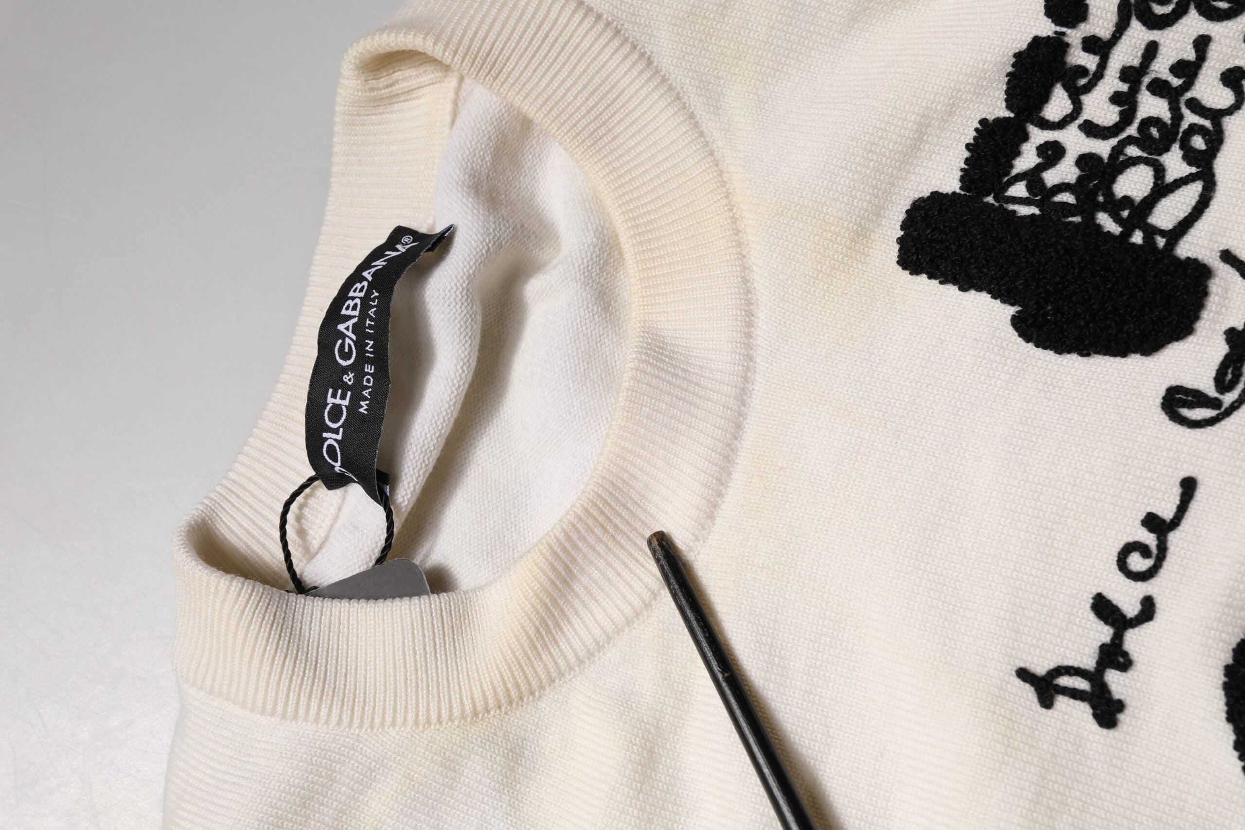 Dolce & Gabbana Weißer Wollpullover mit Grafiklogo-Rundhalsausschnitt aus reiner Schurwolle