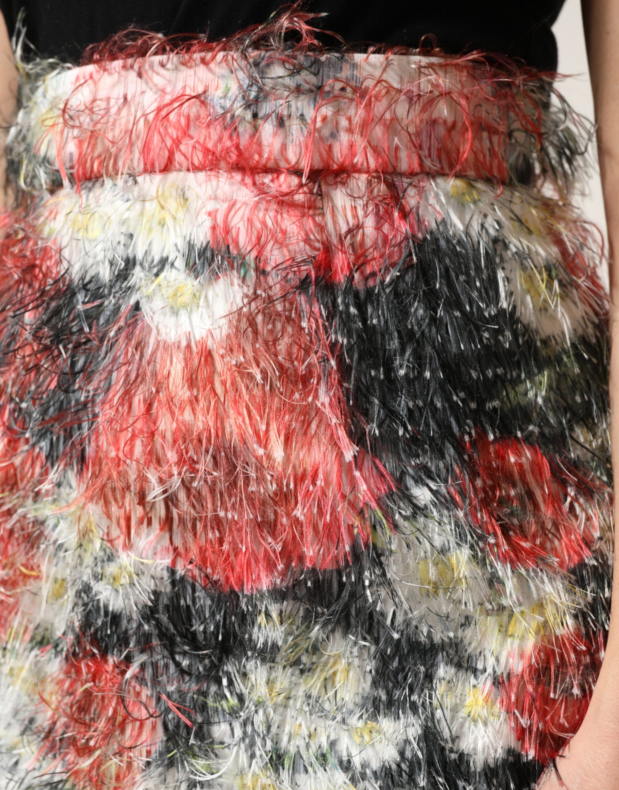 Dolce & Gabbana Bleistiftrock aus mehrfarbigem Blumen-Kunstfell