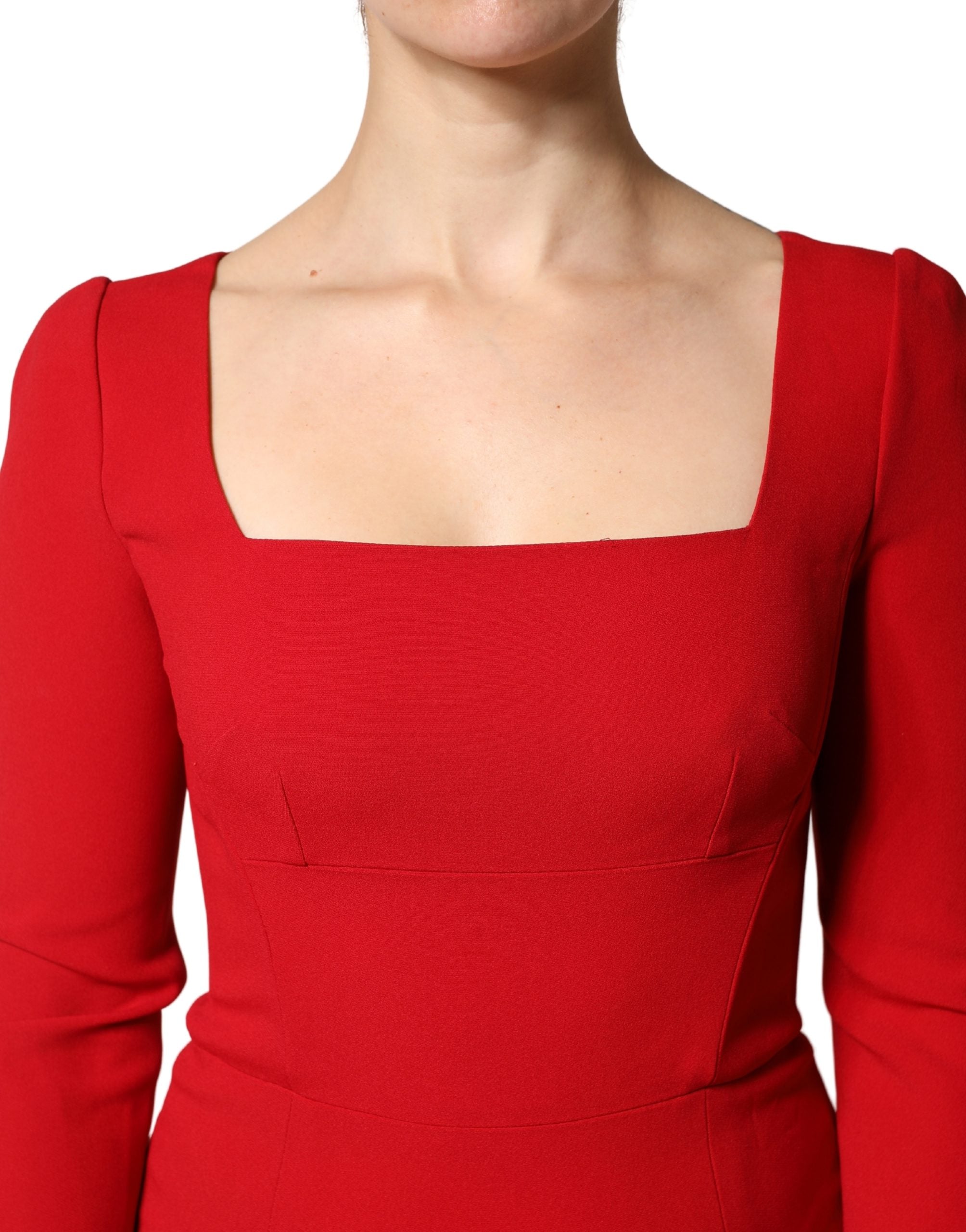 Dolce & Gabbana Rotes Viskose Etui-Kleid im Mermaid-Stil