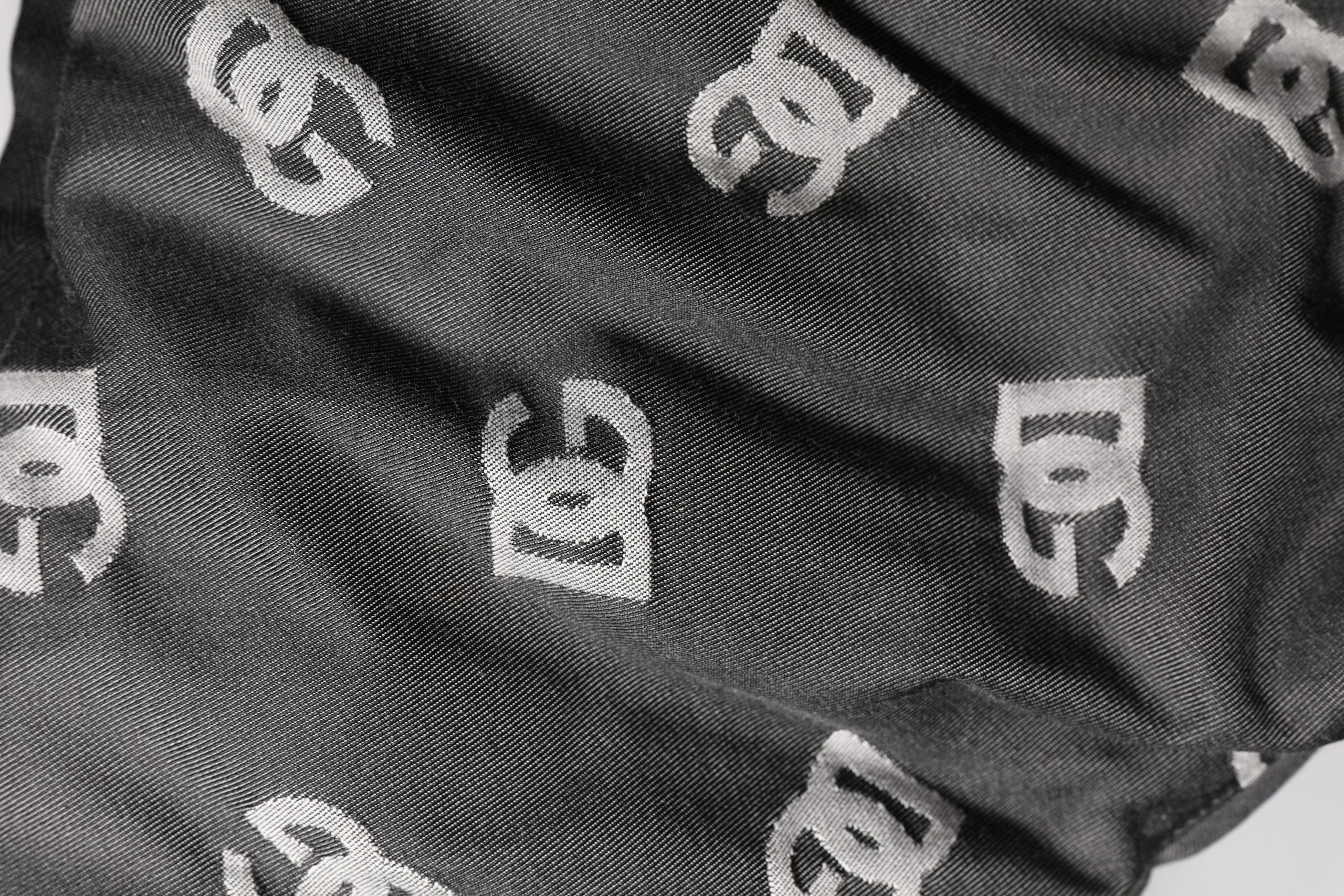 Dolce & Gabbana Schwarze Kopftuch-Kappe mit Logo-Print Capello Hut
