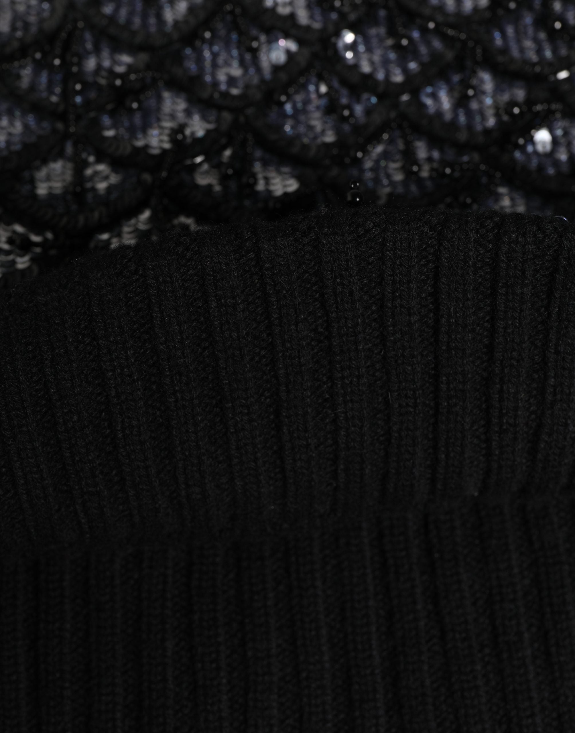 Dolce & Gabbana Schwarze Woll-Sturmhaube mit Kristallbesatz