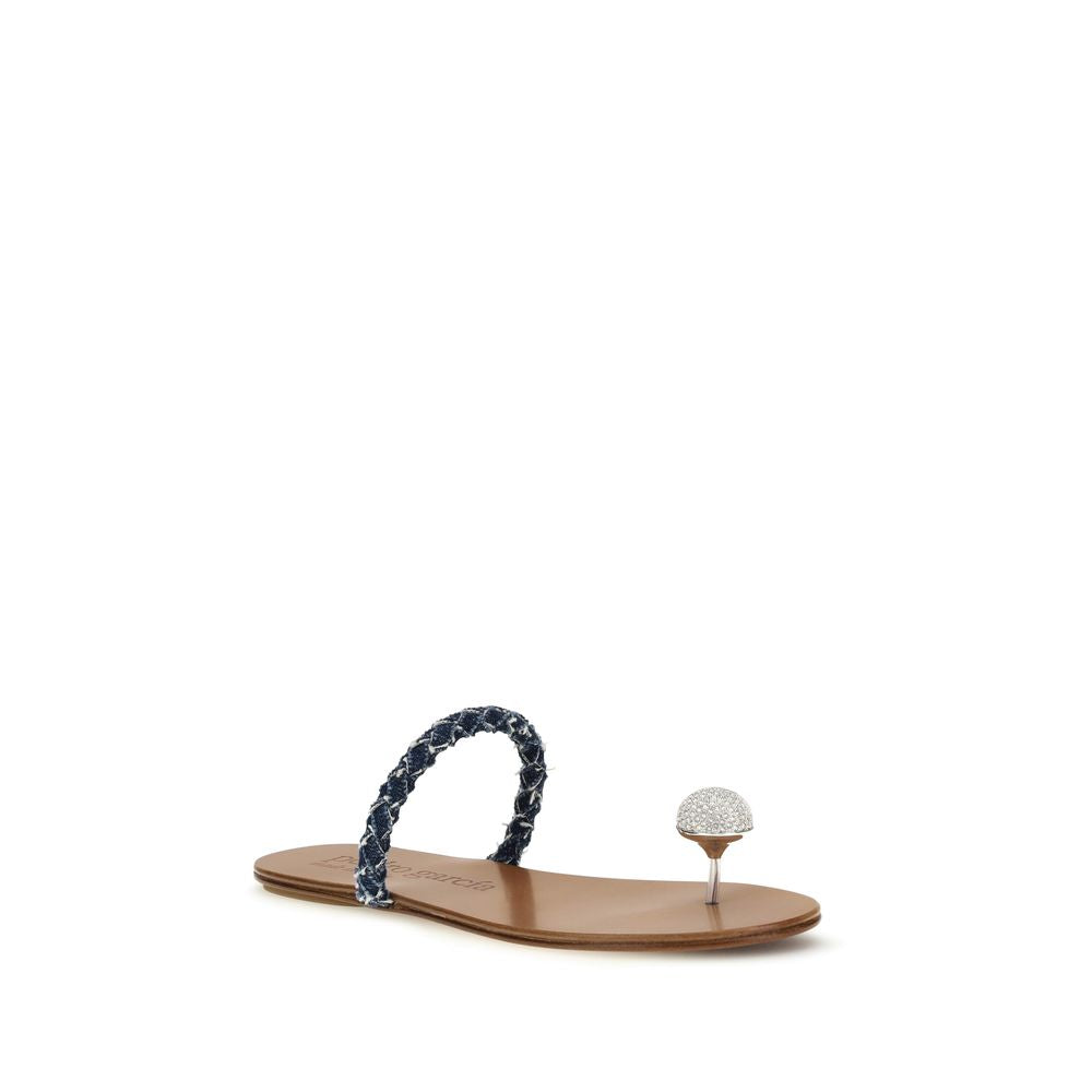 Pedro García Braune Sandalen aus Kalbsleder Bos Taurus