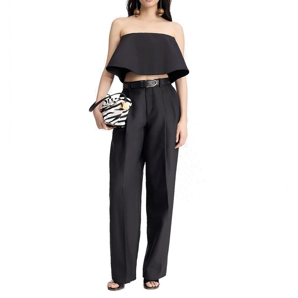 Jacquemus Schwarze Seidenhose mit ausgestelltem Bein