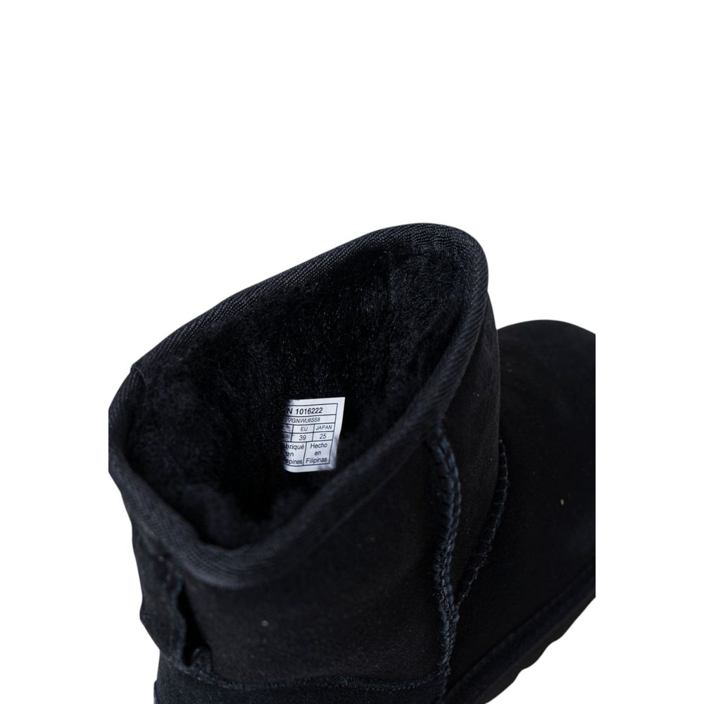 UGG Schwarze Ankle Boots aus Wildleder