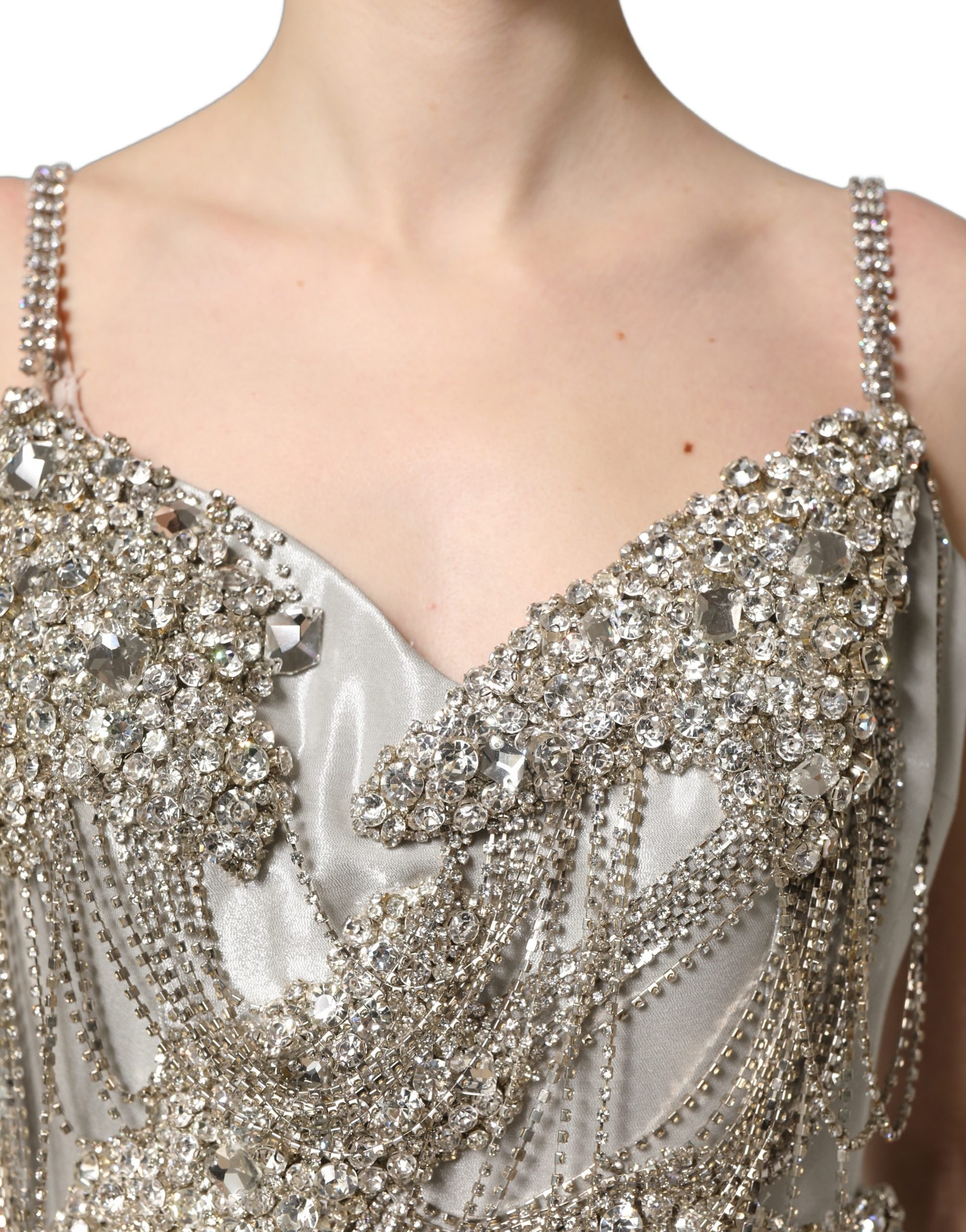 Dolce & Gabbana Abendkleid mit silbernen Kristallverzierungen