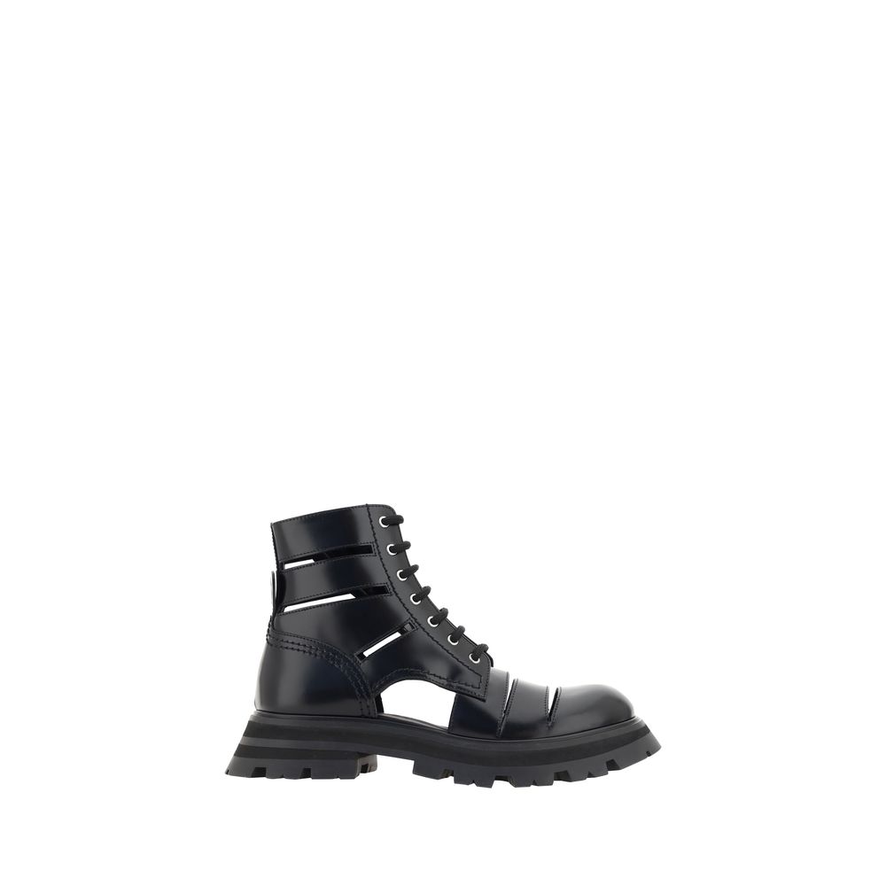 Alexander McQueen Schwarze Schnürstiefel aus Kalbsleder Bos Taurus