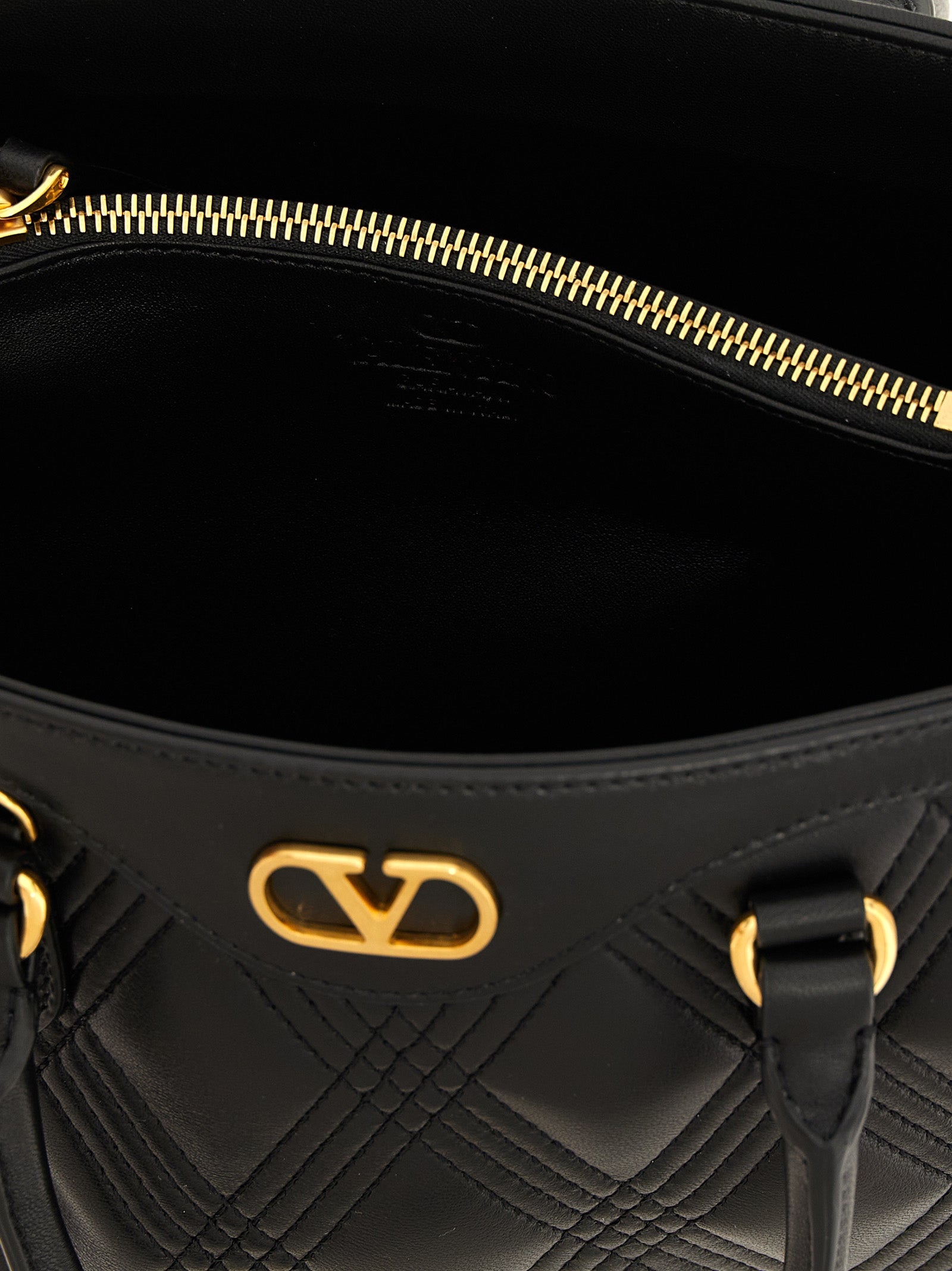 Valentino Garavani Schwarze Lammleder-Schultertasche
