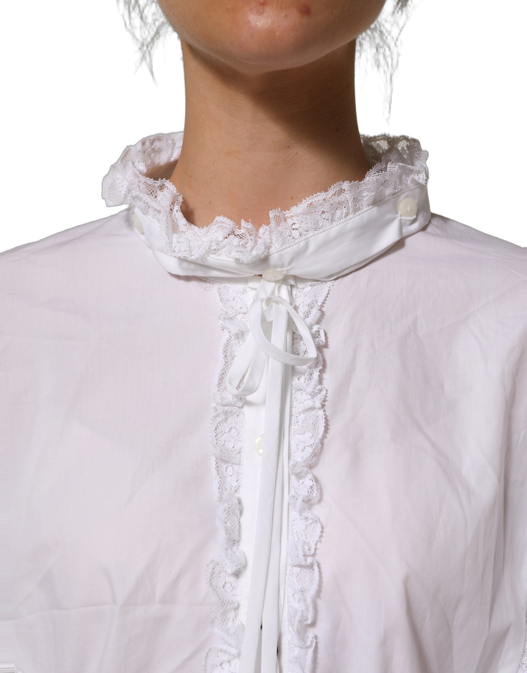 Dolce & Gabbana Weißes Blusenoberteil mit Rüschen und Spitzenverzierung