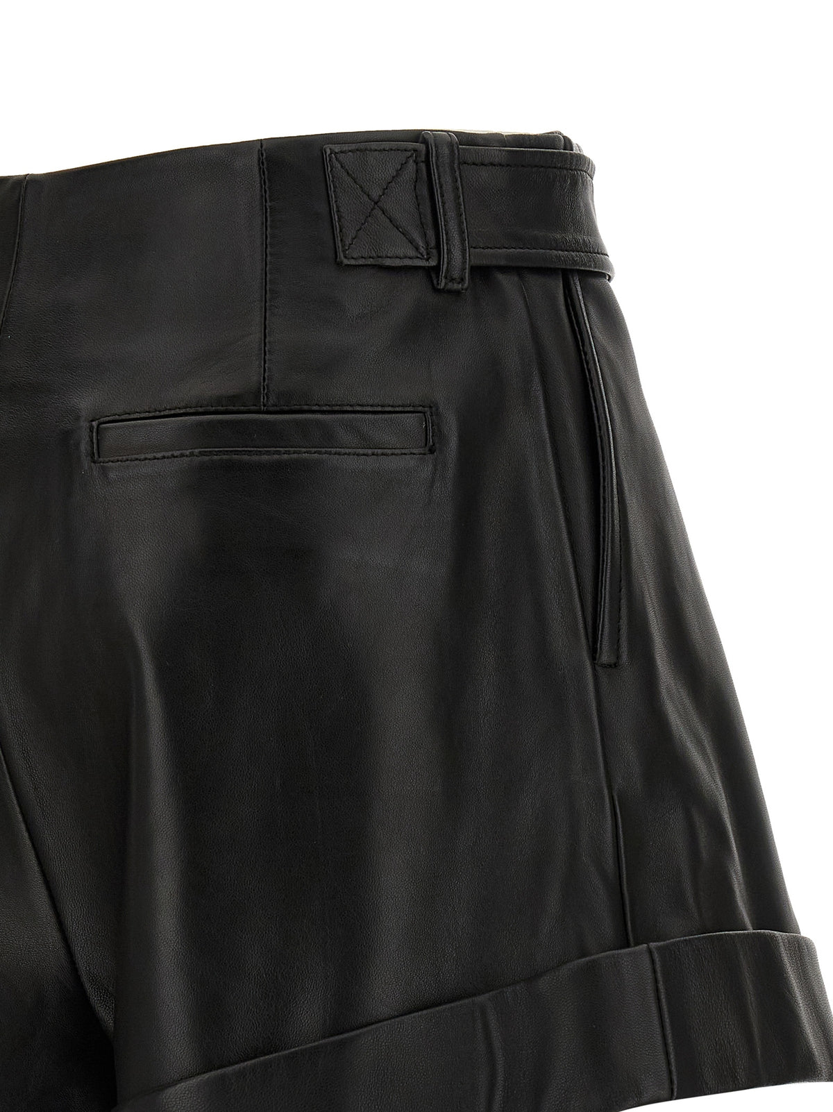 Sportmax Schwarze Bermuda-Shorts aus Lammleder