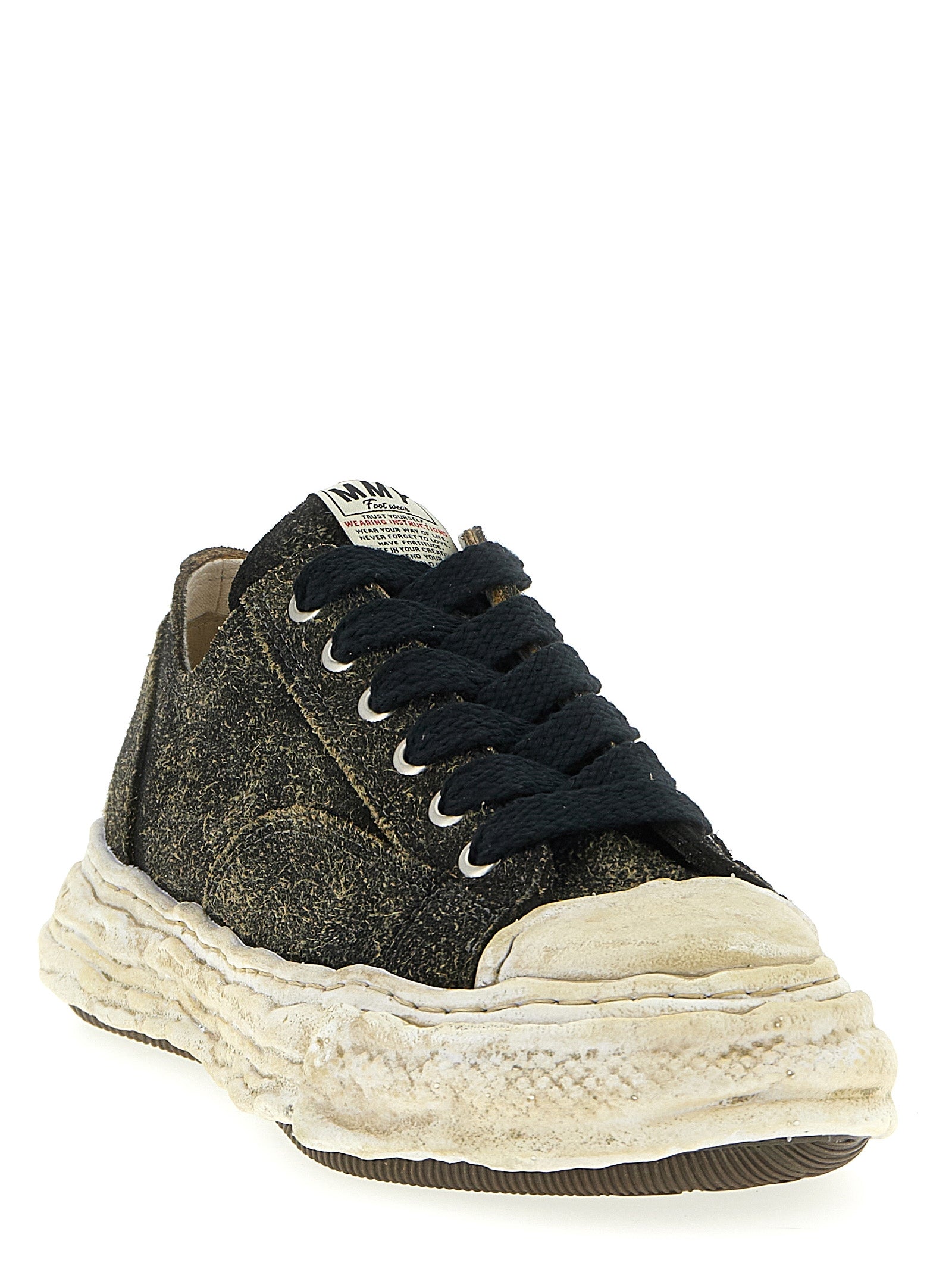 Maison Mihara Yasuhiro Schwarze Low-Top-Sneaker aus Rindsleder