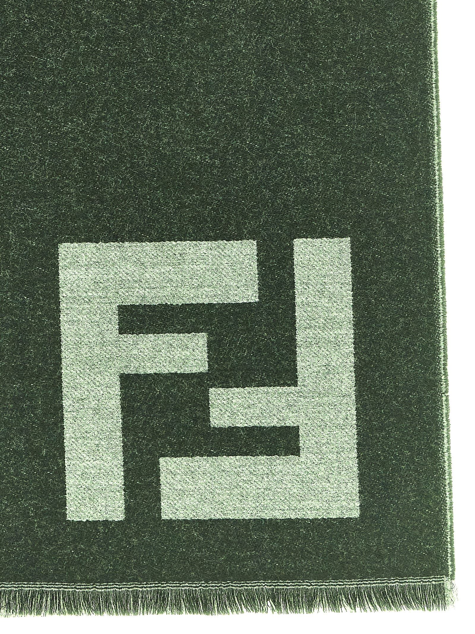 Fendi Schal aus schwarzer Schurwolle
