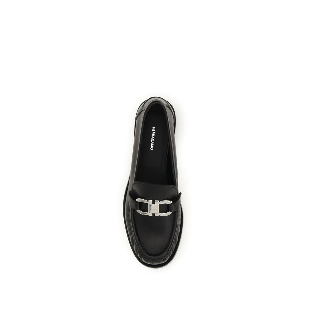 Ferragamo Schwarze "Bos Taurus" Kalbsleder Loafer zum Hineinschlüpfen