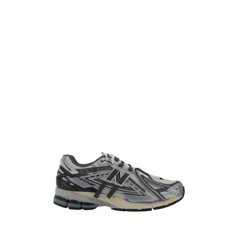 New Balance Silberne Stoff-Sneaker im Athletic-Stil