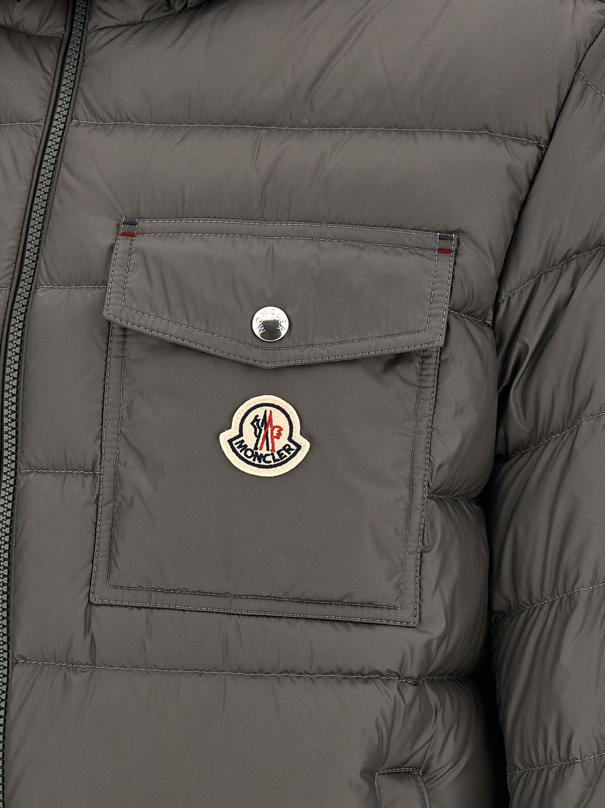 Moncler Graue Polyamid-Jacke in voller Länge