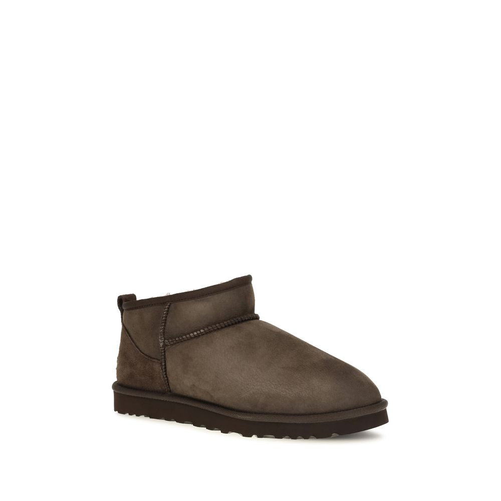 UGG Braune Lederstiefeletten