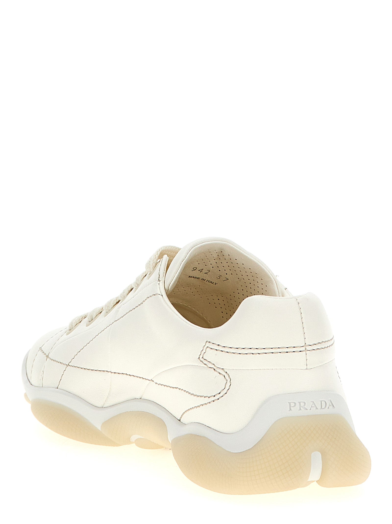 Prada Weiße Low-Top-Sneaker aus Lammleder