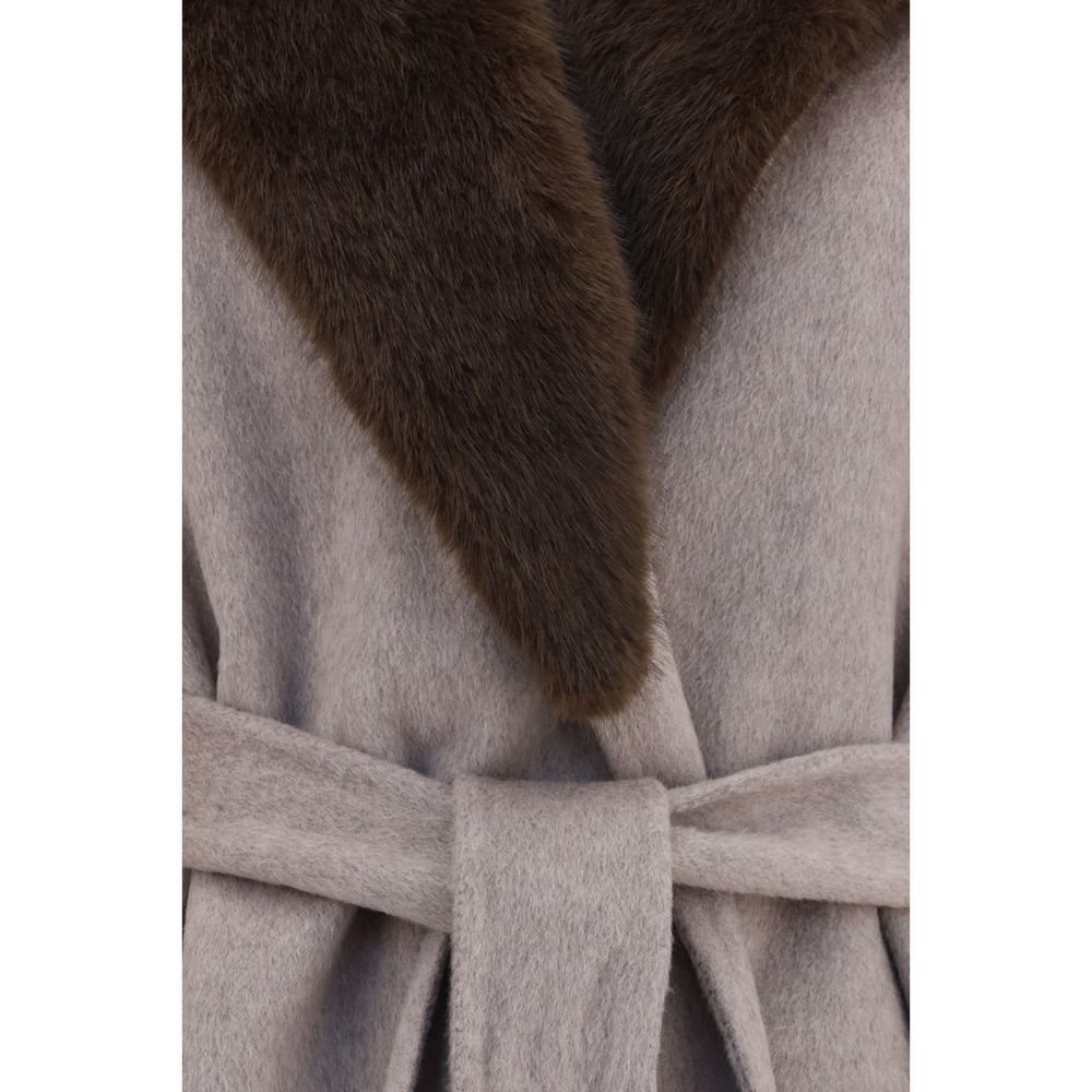 P.A.R.O.S.H. Beige Wollmantel Oves Aries
