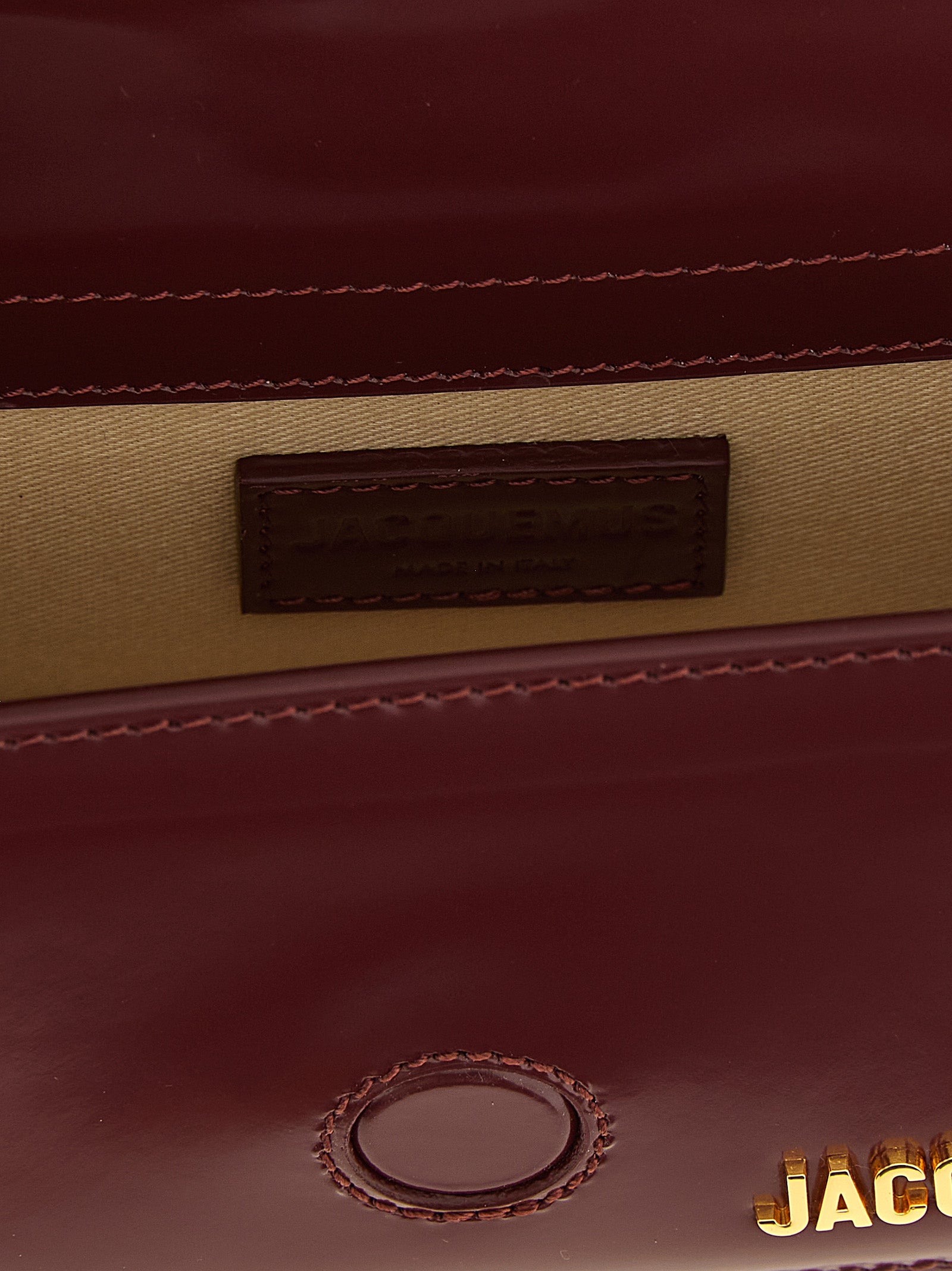 Jacquemus Handtasche aus bordeauxrotem Kalbsleder