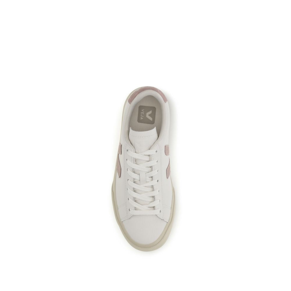 Veja Weiße Low-Top-Sneaker aus Kalbsleder Bos Taurus