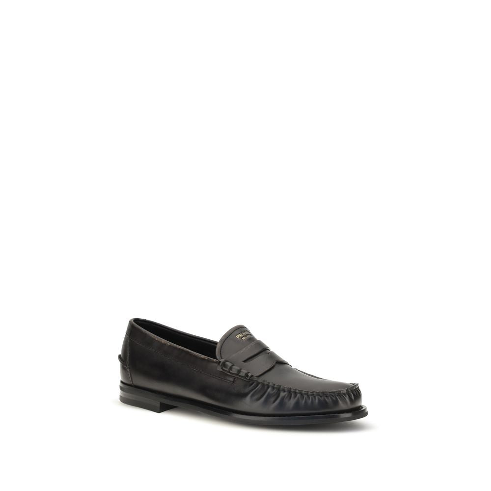 Prada Schwarze "Bos Taurus" Kalbsleder Loafer zum Hineinschlüpfen