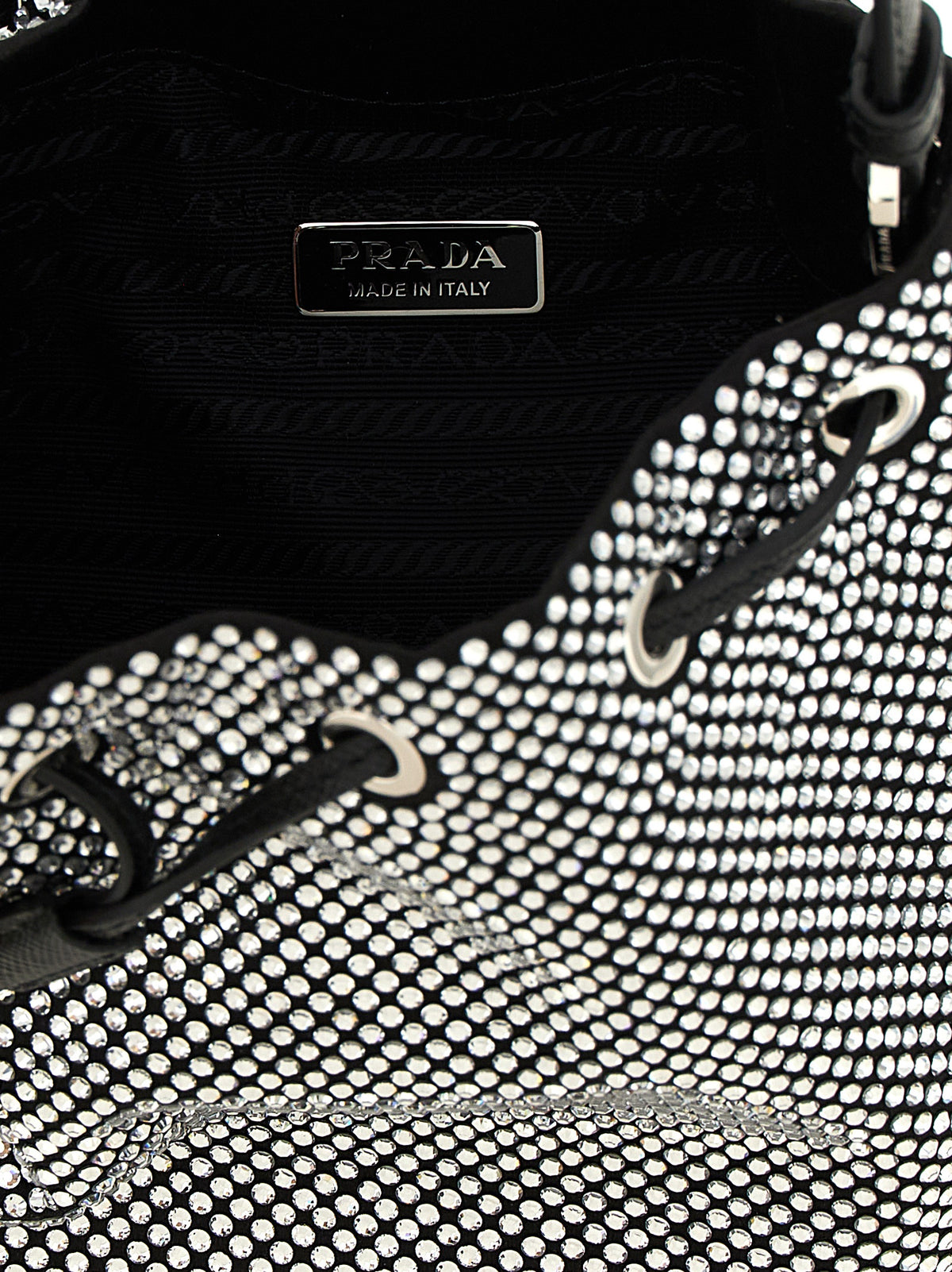 Prada Graue Handtasche aus Viskose