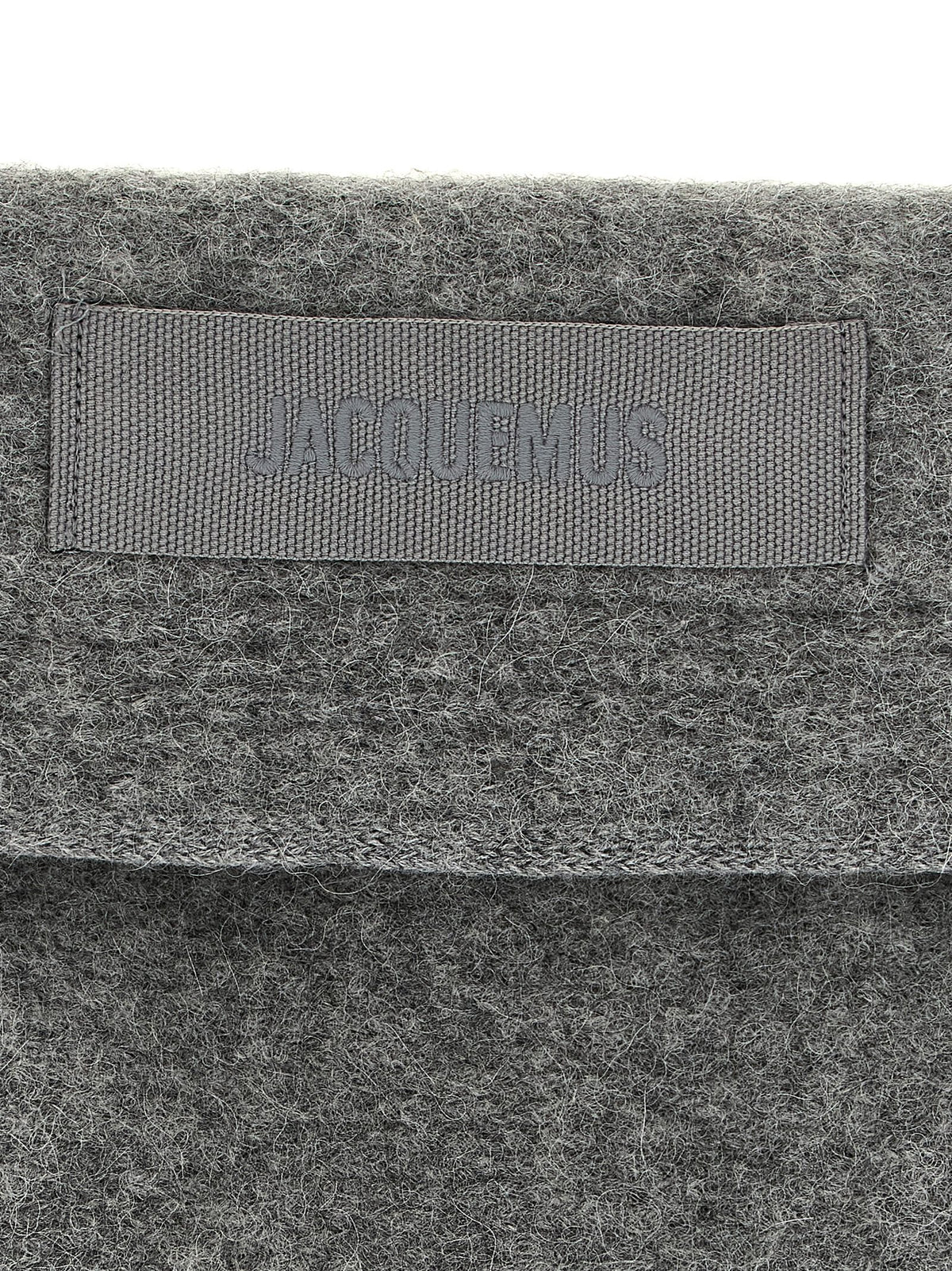 Jacquemus Grauer Wollschal