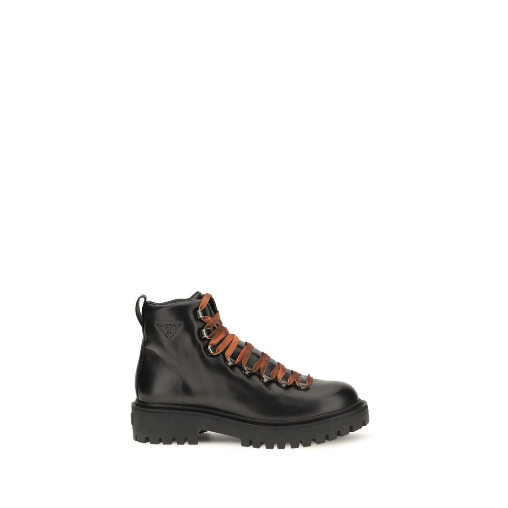 Prada Schwarze Schnürstiefel aus Kalbsleder Bos Taurus