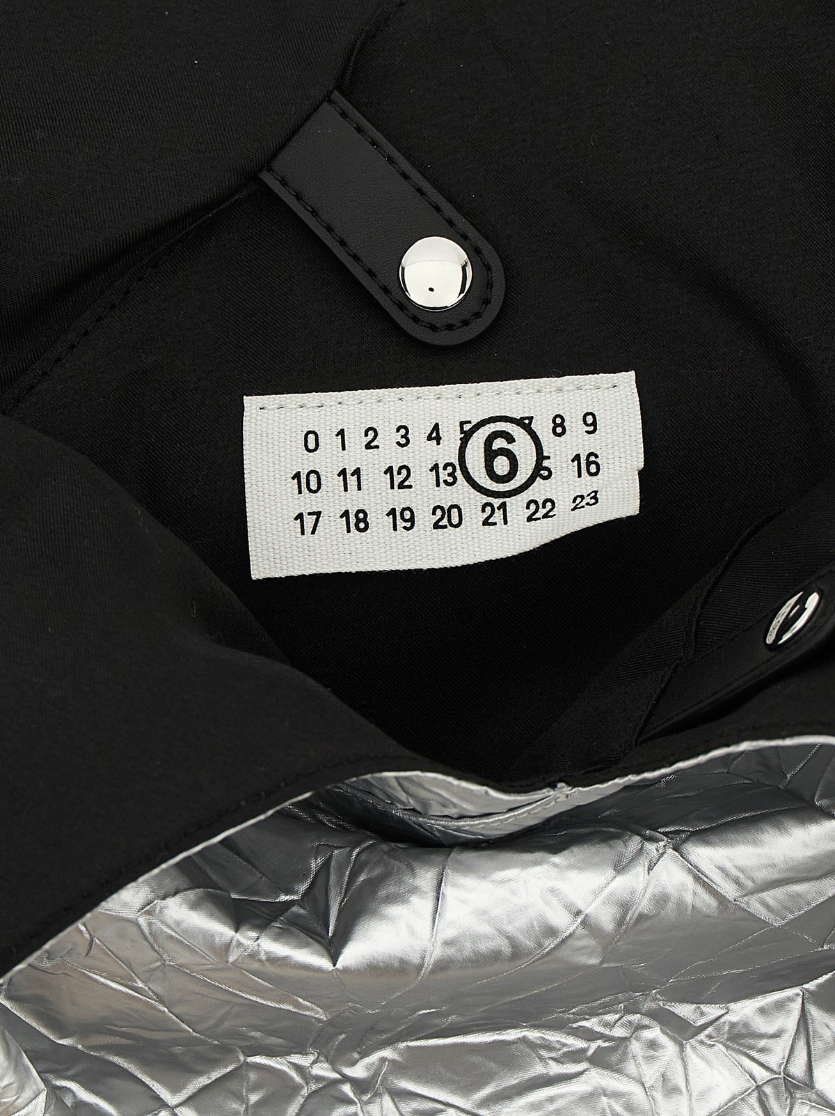 MM6 Maison Margiela Silberne Einkaufstasche aus Polyethylen