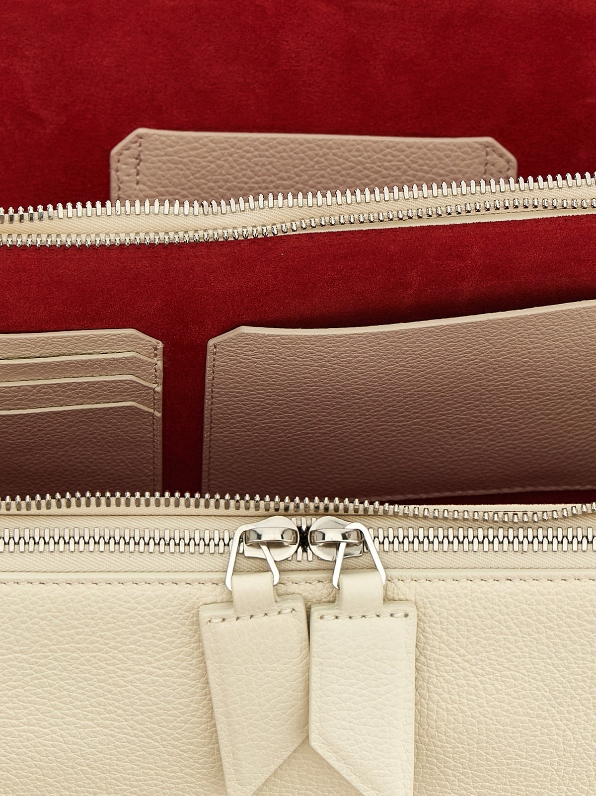 The Attico Weiße Kalbsleder-Schultertasche
