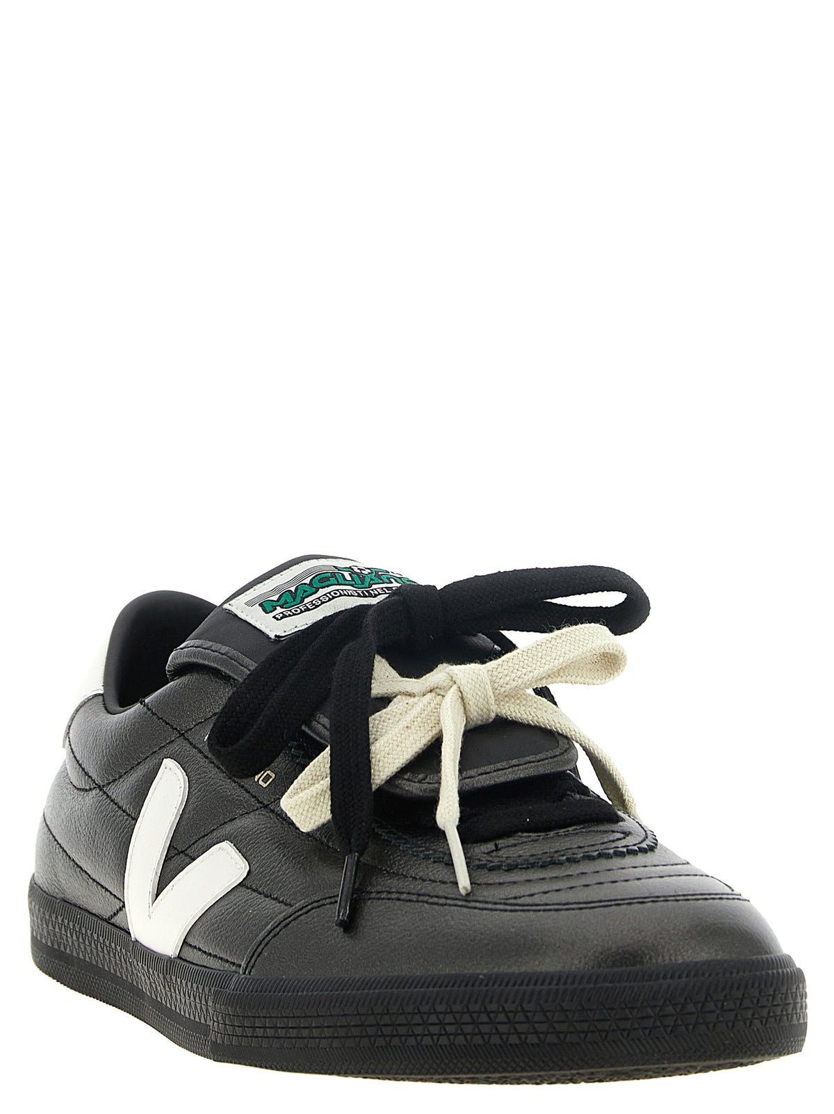 Veja Schwarze Kalbsleder Low-Top-Sneaker