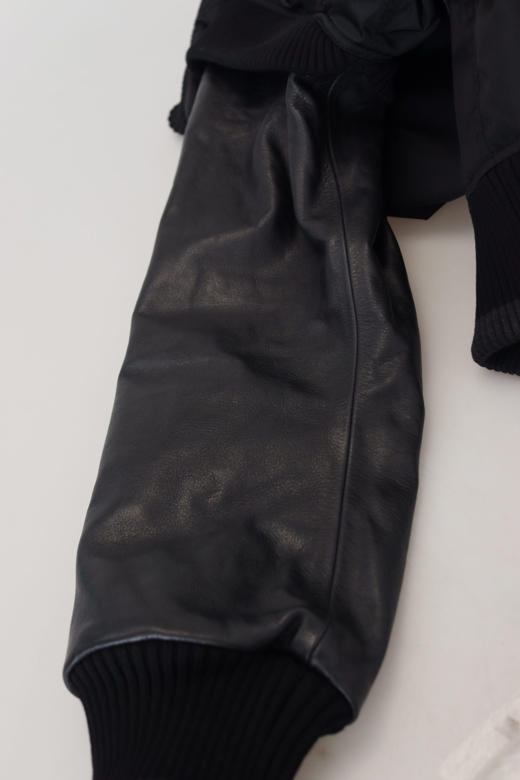 Dolce & Gabbana Schwarzes Nylon Kristalle Mantel Knöpfe Jacke