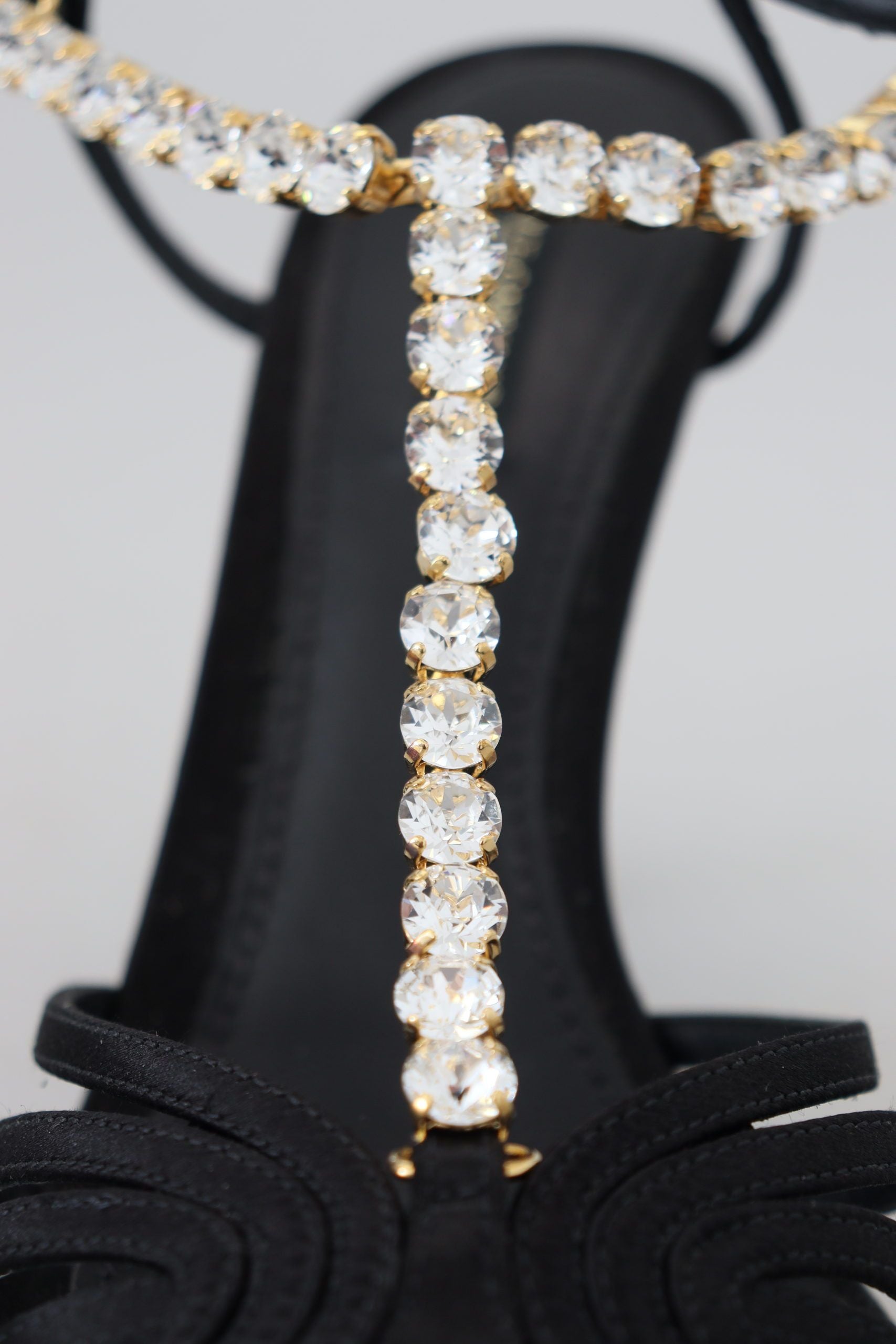 Dolce & Gabbana Schwarz Satin Klar Kristall T-strap Sandale Schuhe