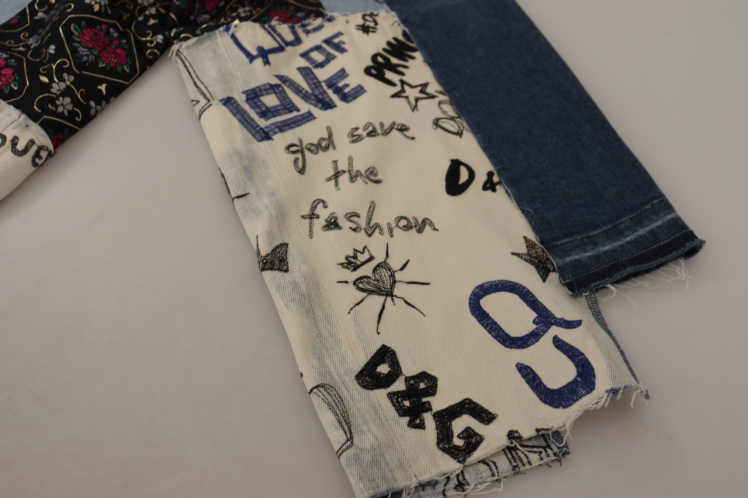 Dolce & Gabbana Multicolor Patchwork DG Mode Weites Bein Denim Hose