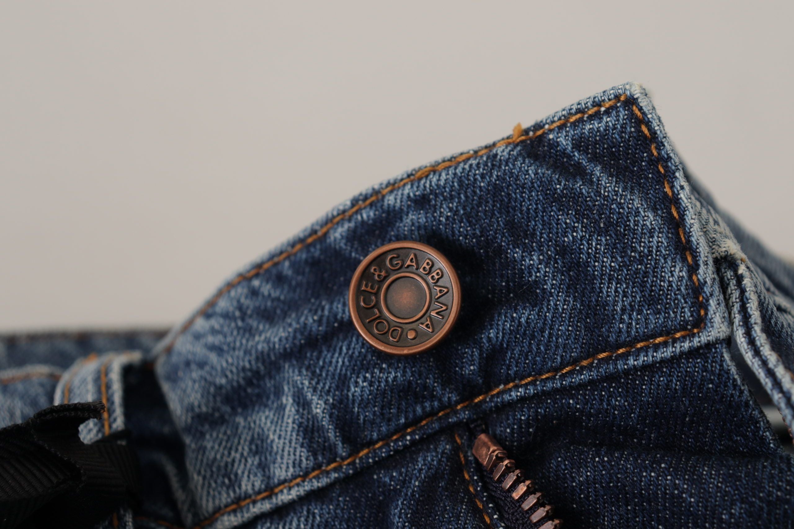 Dolce & Gabbana Blaue Denim Barock Herz Logo Patch Hose Jeans