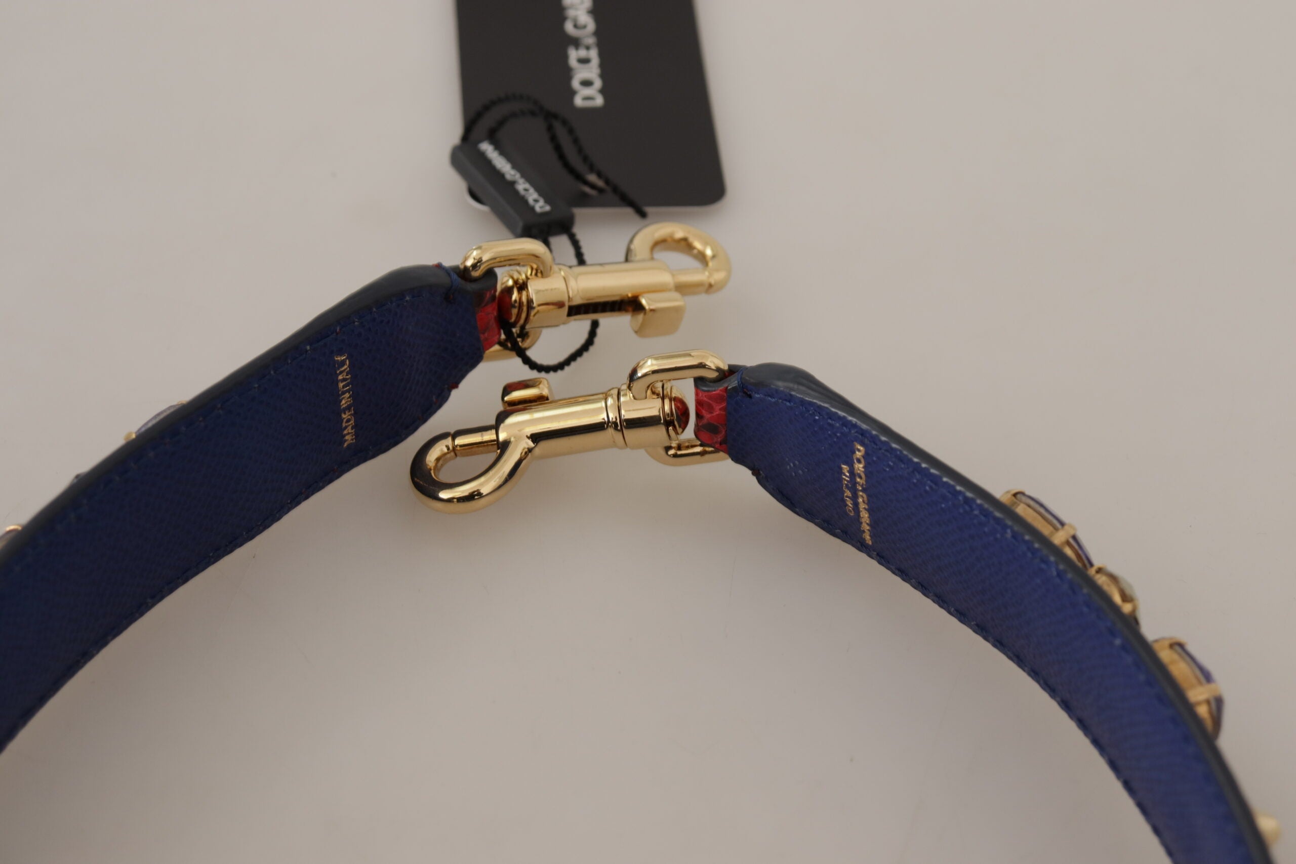 Dolce & Gabbana Rote exotische Ledertasche mit Kristallen Schulterriemen