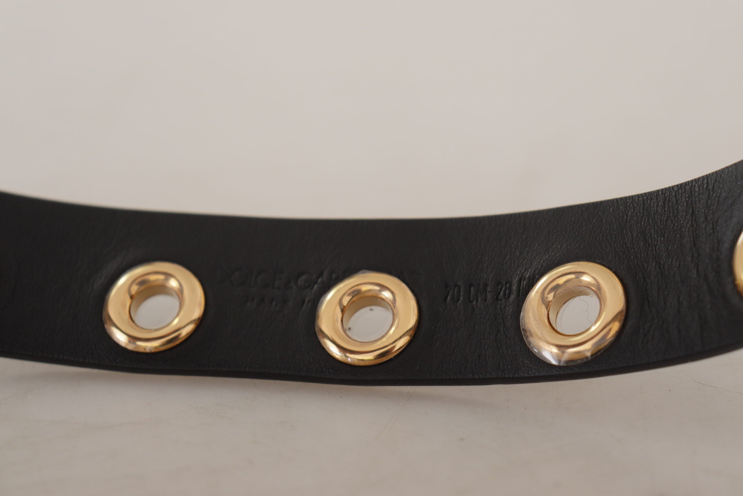 Dolce & Gabbana Schwarzer Leder Ösengürtel mit silberfarbener Metallschnalle