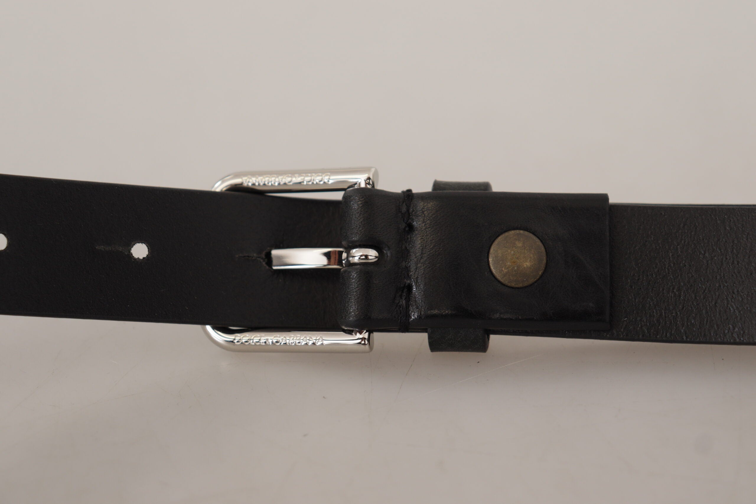 Dolce & Gabbana Schwarzes Kalbsleder Silberfarbenes Logo Metallschnalle Gürtel