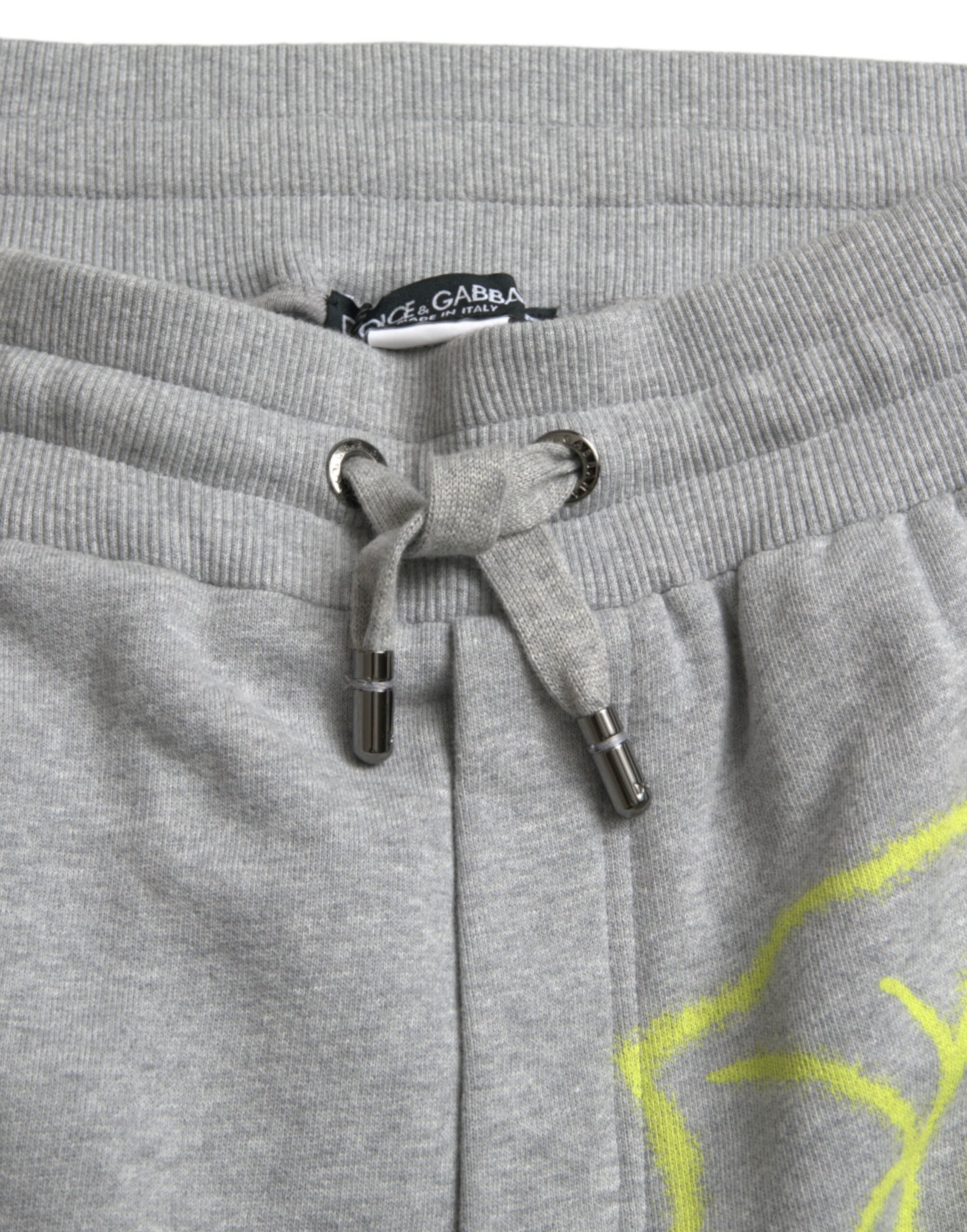 Dolce & Gabbana Graue Baumwoll-Graffiti-Sweatpants Jogger-Hose