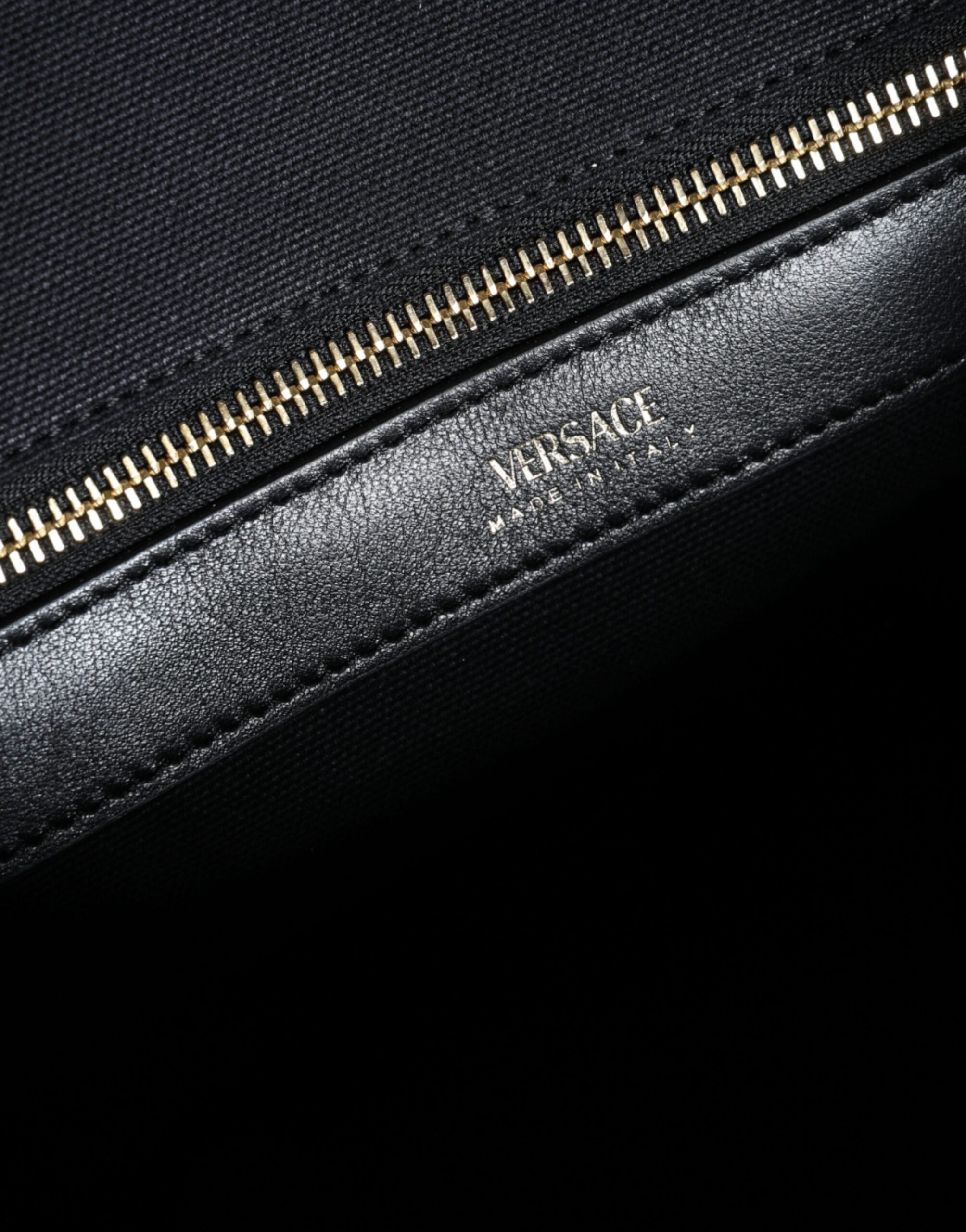 Versace Schwarze Top Handle Canvas Leder Logo Crossbody Tote Bag