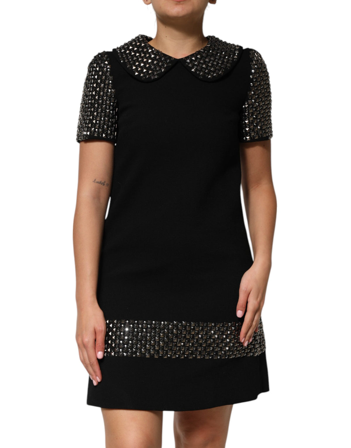 Dolce & Gabbana Schwarzes kristallverziertes Minikleid mit Kragen