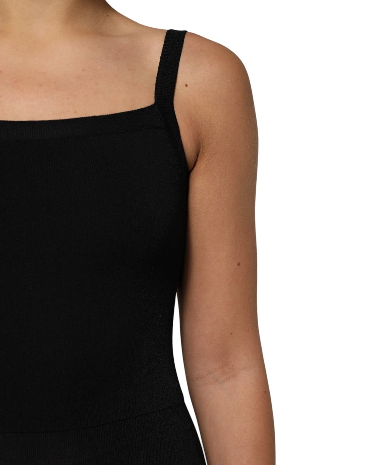 Laneus Schwarzes Bodycon-Minikleid mit gerafftem Ausschnitt