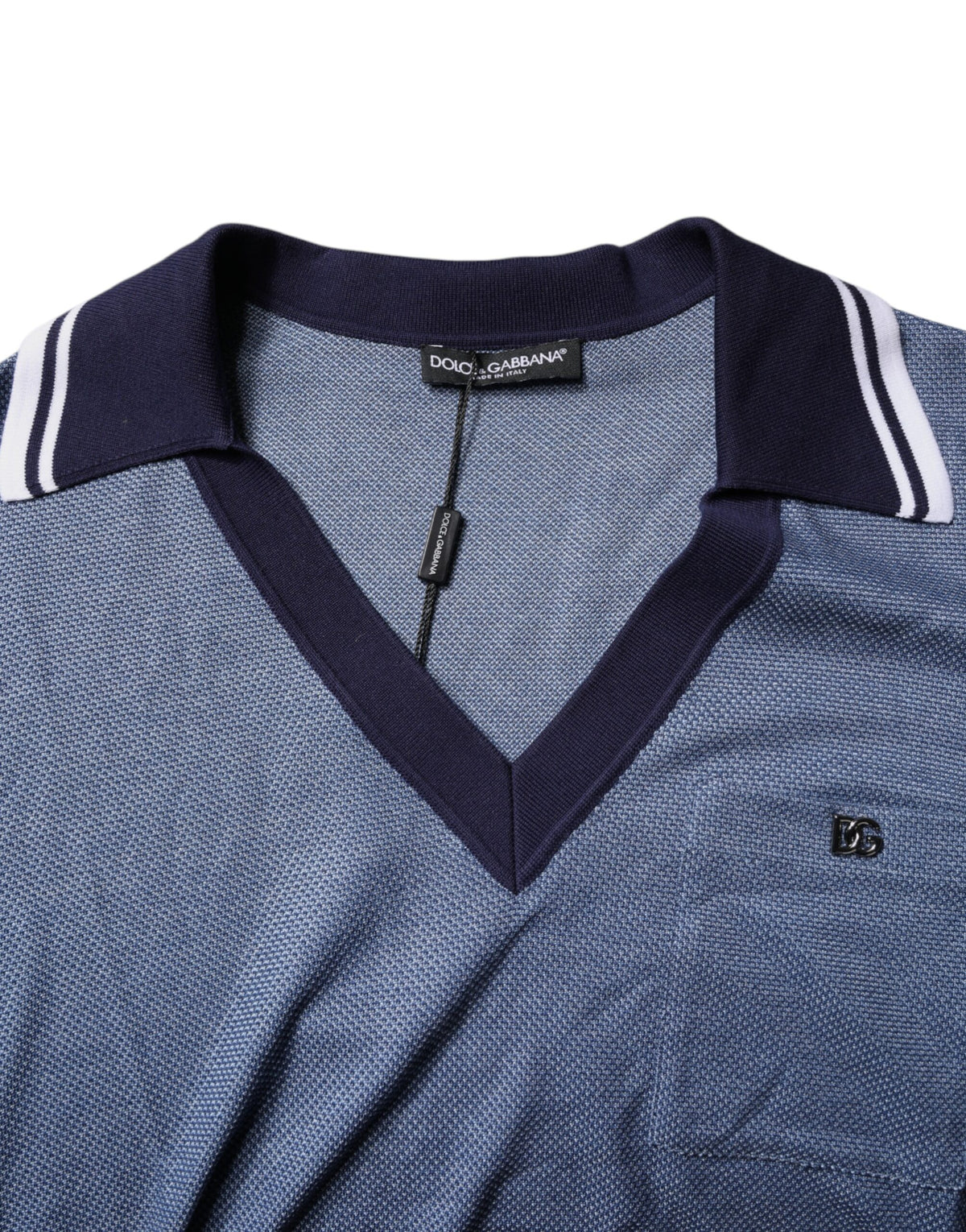Dolce & Gabbana Blaues Polo-T-Shirt mit V-Ausschnitt aus Seidenmischung