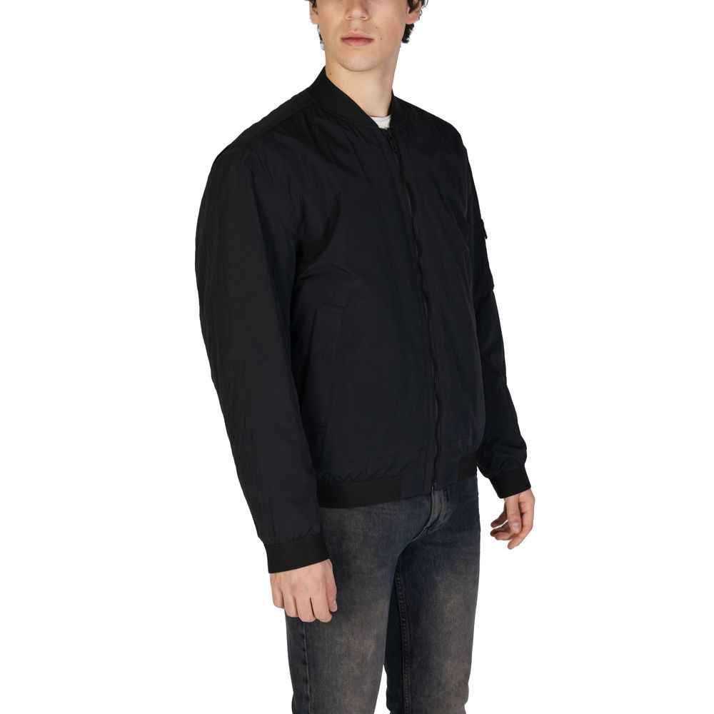 Hugo Boss Schwarzer Bomber aus Polyamid