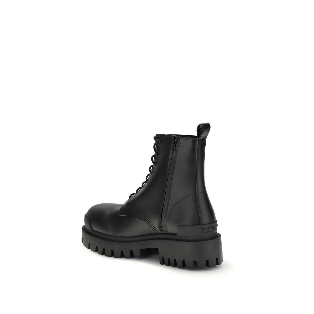 Balenciaga Schwarze Schnürstiefel aus Kalbsleder Bos Taurus
