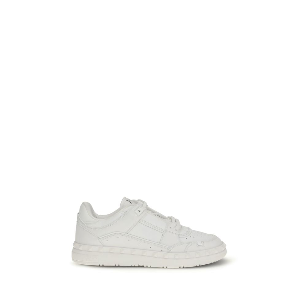 Valentino Garavani Weiße Low-Top-Sneaker aus Kalbsleder Bos Taurus