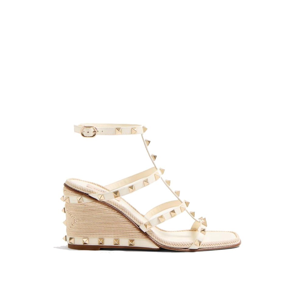 Valentino Garavani Keilabsatz-Sandalen aus beigem Kalbsleder