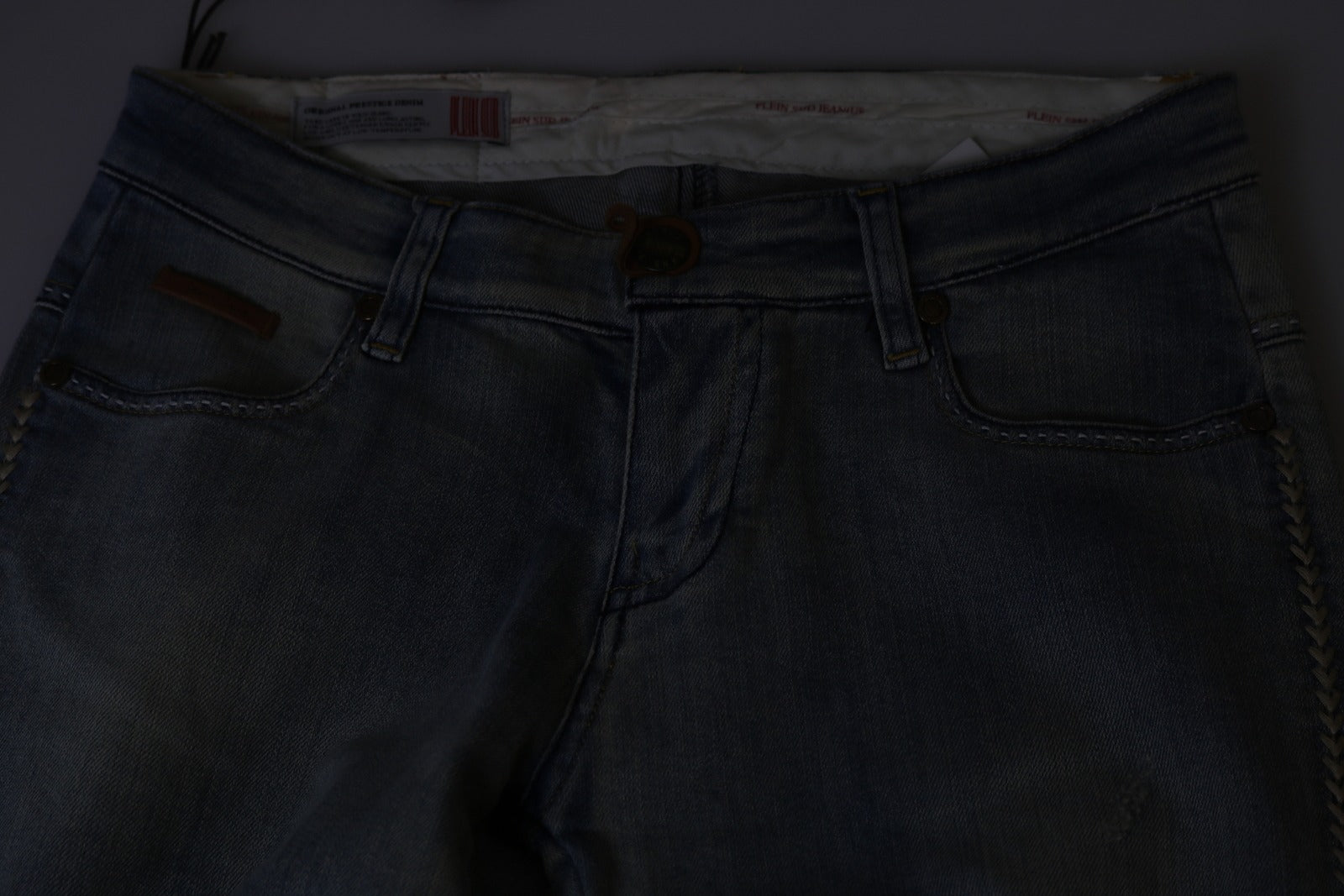 PLEIN SUD Hellblaue, gewaschene Skinny-Jeans mit mittlerer Taille