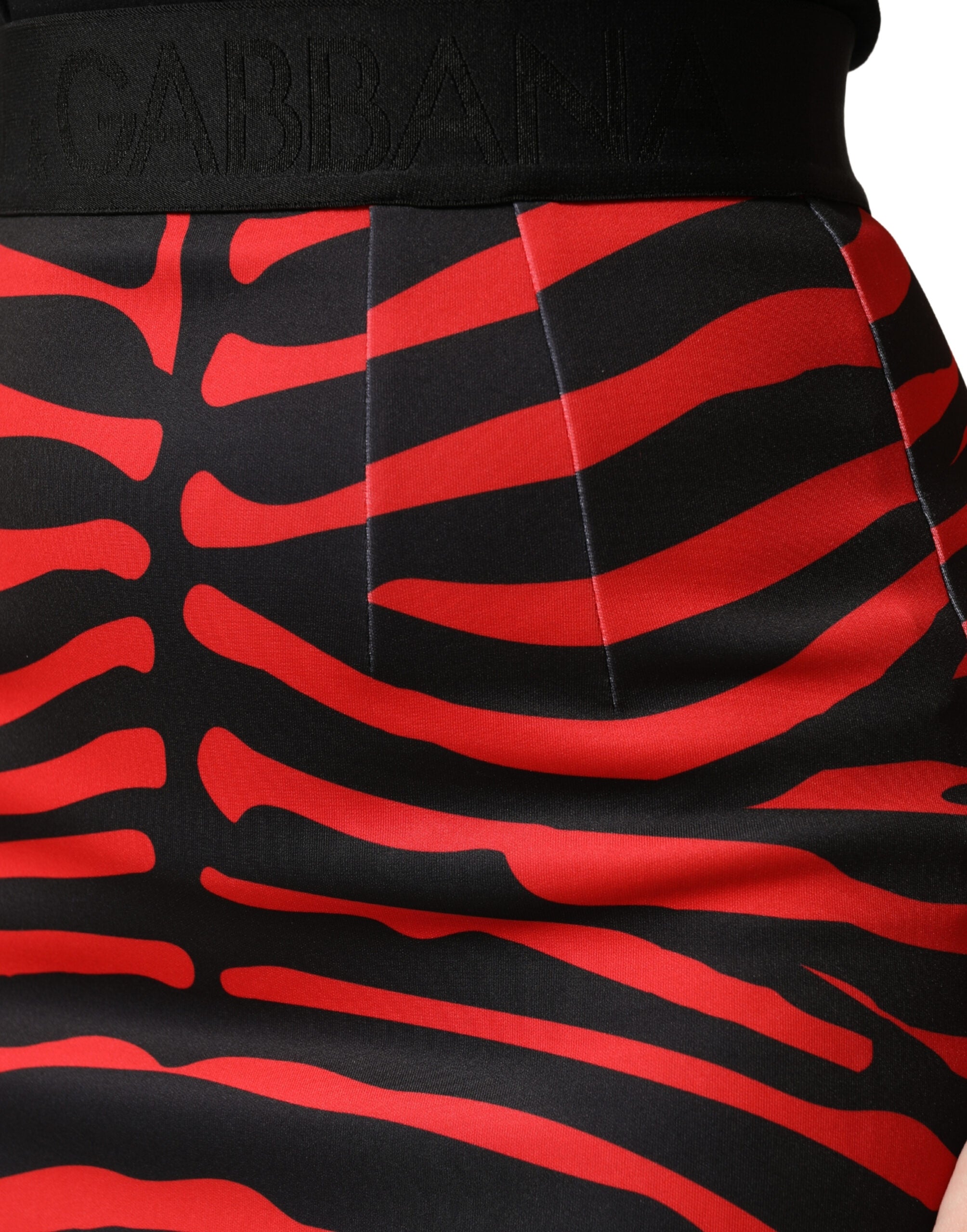 Dolce & Gabbana Bleistift-Midirock mit rot-schwarzem Zebra-Print aus Polyester